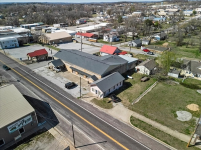 Retail or Office Space for Sale - Commercial Warehouse in Downtown Ava, MO for Sale - image 33