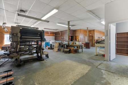 Retail or Office Space for Sale - Commercial Warehouse in Downtown Ava, MO for Sale - image 21