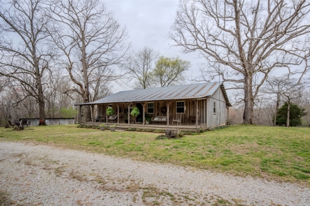 Private 151-Acre Retreat – 40 Lou Johns Ln, Loretto, TN - image 2