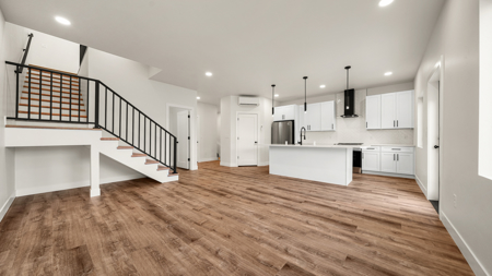 Luxury Modern Townhome in Grand Junction - 3 Story, Prime Location Near Recreation! - image 11