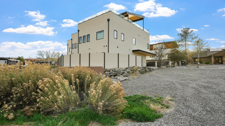 Luxury Modern Townhome in Grand Junction - 3 Story, Prime Location Near Recreation! - image 35