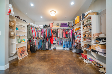 Winnsboro - Wood County Texas - 4/3 Country Home on 35 Acres + 2/1 in the 50x50 Shop - image 20