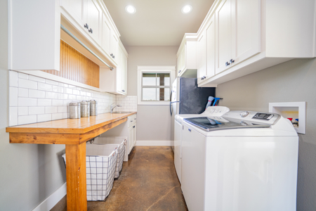 Winnsboro - Wood County Texas - 4/3 Country Home on 35 Acres + 2/1 in the 50x50 Shop - image 14