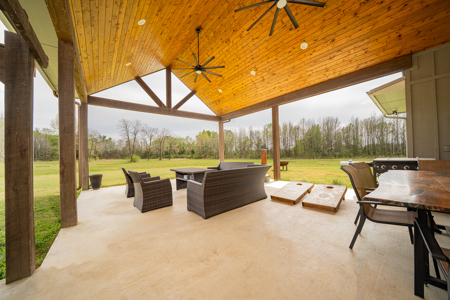 Winnsboro - Wood County Texas - 4/3 Country Home on 35 Acres + 2/1 in the 50x50 Shop - image 30