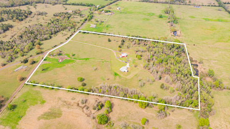 Winnsboro - Wood County Texas - 4/3 Country Home on 35 Acres + 2/1 in the 50x50 Shop - image 40