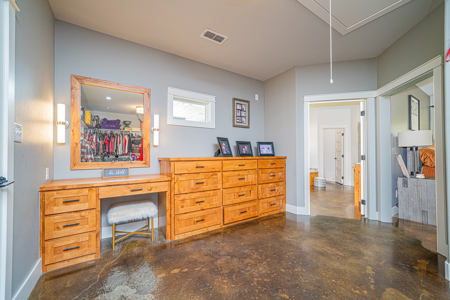 Winnsboro - Wood County Texas - 4/3 Country Home on 35 Acres + 2/1 in the 50x50 Shop - image 21