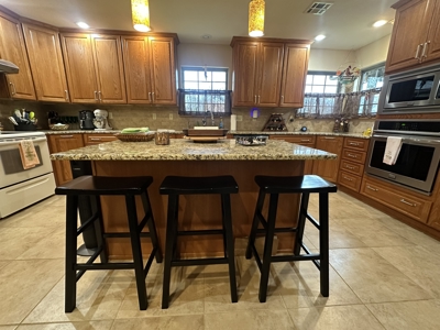 Country Home Wilburton OK SE Oklahoma acreage for sale. - image 13