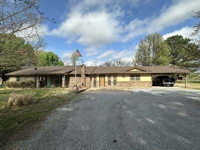 Country Home Wilburton OK SE Oklahoma acreage for sale. - image 41