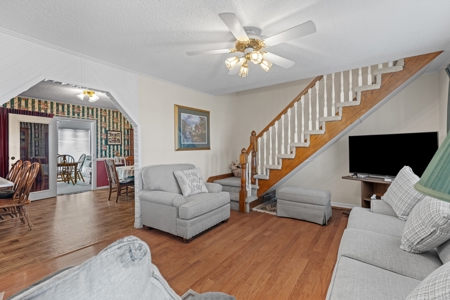 5 Bedroom Country Home For Sale in Hancock County, Tennessee - image 4