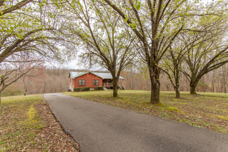 Rustic Country Home for Sale in Hickman County, TN - image 1