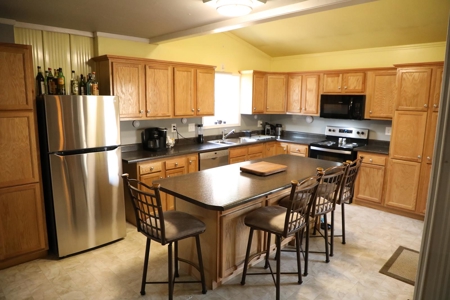 Unique Barndominium nestle on 4.79 wooded acres in West Plains, MO. for Sale - image 30