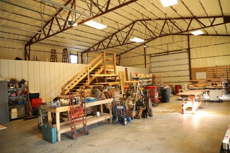 Unique Barndominium nestle on 4.79 wooded acres in West Plains, MO. for Sale - image 12