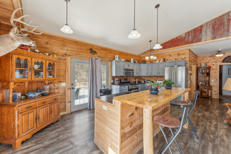 Charming Log Home on 11.57 +/- Acres in the Town of Lewiston - image 9