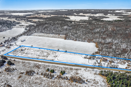 Charming Log Home on 11.57 +/- Acres in the Town of Lewiston - image 27