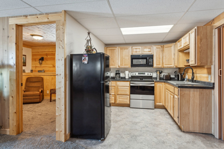 Charming Log Home on 11.57 +/- Acres in the Town of Lewiston - image 23