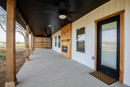 Country Home on Acreage in Gravette - image 27