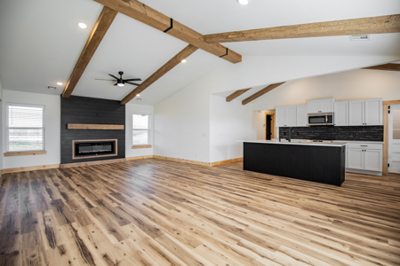 Country Home on Acreage in Gravette - image 1