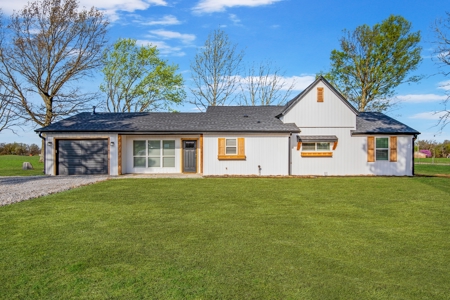 Country Home on Acreage in Gravette - image 33