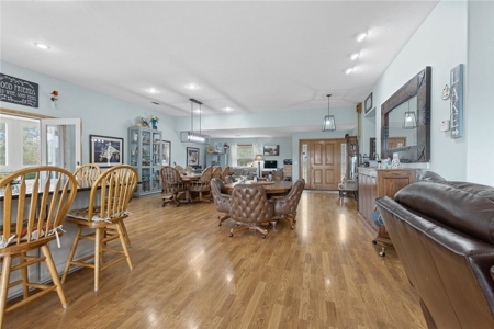 Lakefront Steel Built 4 Bed, 3 Bath Home Adjoining Bull Shoals Lake For Sale - image 13
