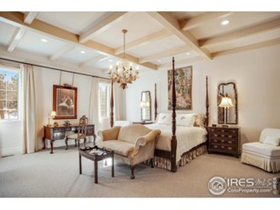 Prestigious Fox Acre Country Club - image 15