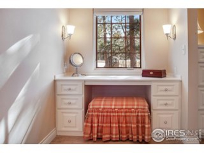 Prestigious Fox Acre Country Club - image 12