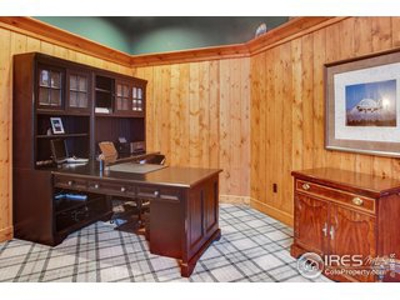 Prestigious Fox Acre Country Club - image 31