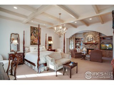 Prestigious Fox Acre Country Club - image 16