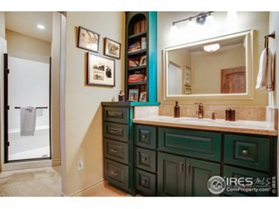 Prestigious Fox Acre Country Club - image 11