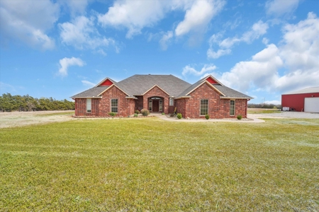 Country Home for Sale with Shop & Acreage  Custer County, OK - image 40
