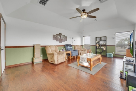 Country Home for Sale with Shop & Acreage  Custer County, OK - image 27