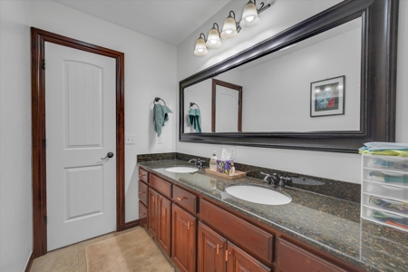 Country Home for Sale with Shop & Acreage  Custer County, OK - image 1