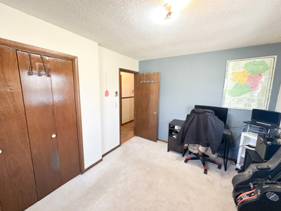Charming Home with Acreage for Sale in Salem, MO - image 16