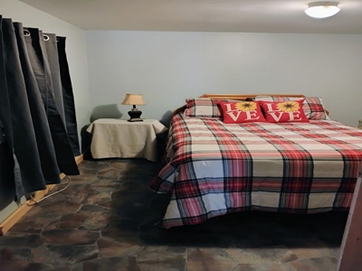 28-Acre Property with Home and Separate Guest Cabin! - image 37
