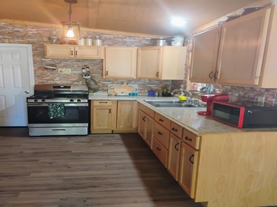 28-Acre Property with Home and Separate Guest Cabin! - image 45