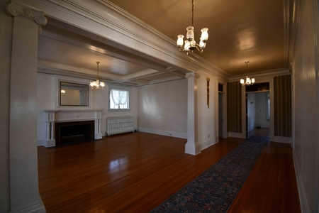 Newly Remodeled Historic & Enchanting Home - image 4