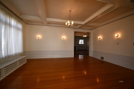 Newly Remodeled Historic & Enchanting Home - image 16