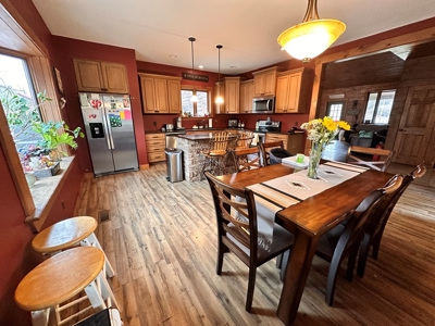 Log Home with Equine Barn and Arenas - image 11