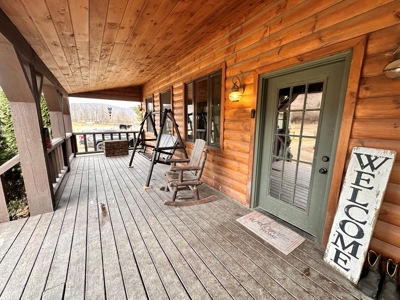 Log Home with Equine Barn and Arenas - image 2
