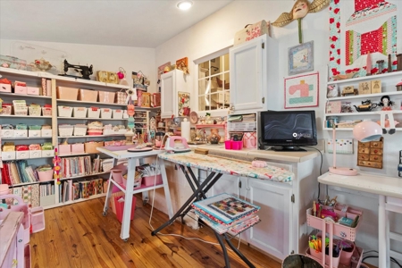 Farmhouse with Stylish Updates in Gainesville, MO City Limits - image 15
