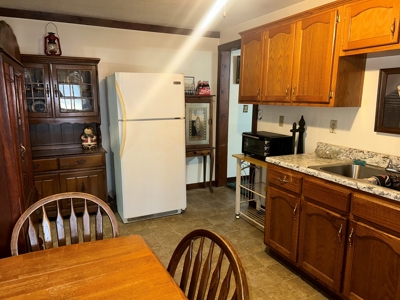 2 Bedroom Cabin Style Home On 34.5+/- Acres With Timber - image 37