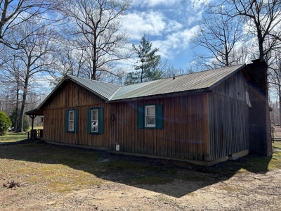 2 Bedroom Cabin Style Home On 34.5+/- Acres With Timber - image 9