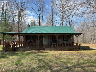 2 Bedroom Cabin Style Home On 34.5+/- Acres With Timber - image 4