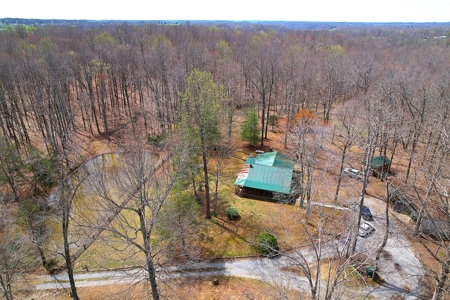 2 Bedroom Cabin Style Home On 34.5+/- Acres With Timber - image 2