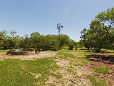+/- 873 Acres near Kingsville, TX that borders The King Ranch - image 3