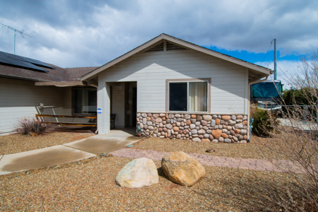 Online Auction! Prescott Valley, AZ Home Half-Acre+Shop & No HOA! - image 11