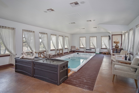 Affordable Luxury Home In Eagle Creek Ranch In Floresville Texas - image 14