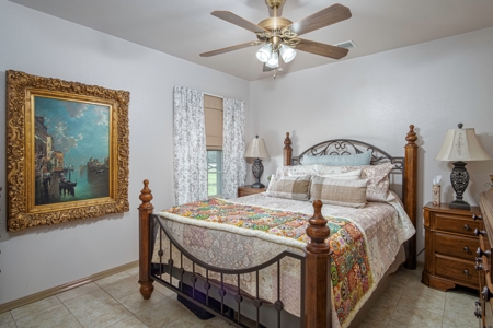 Affordable Luxury Home In Eagle Creek Ranch In Floresville Texas - image 11