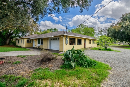 Binnings Tract, Davis Country Homes on 1 Acre minutes to UC Davis for Sale - image 1