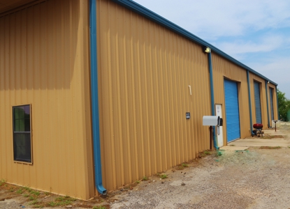 Warehouse/Trucking Yard for sale in Asherton, Texas - image 3