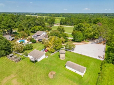 Stately Estate with Guest House on 9 Acres Starkville MS - image 44